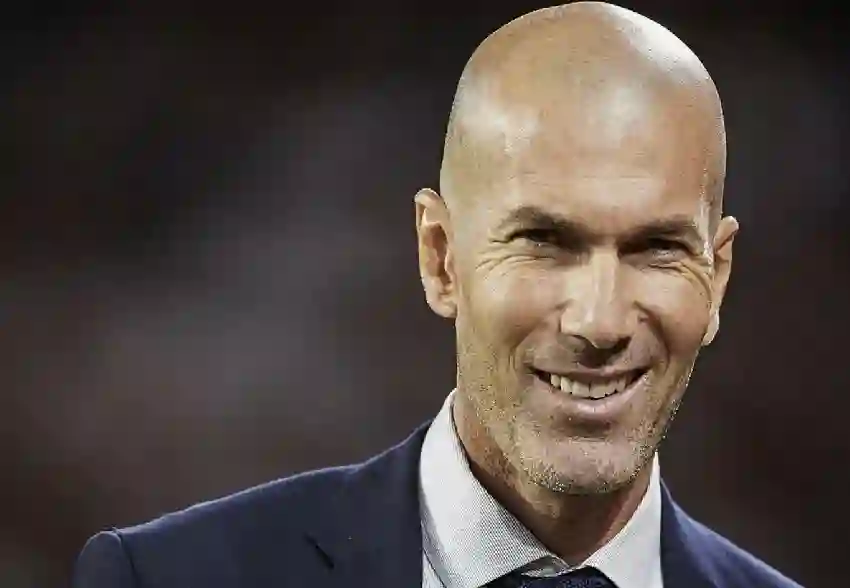 زين الدين زيدان يتلقى عرض بمائة مليون لتدريب هذا الفريق في دوري روشن لكن الرد كان مفاجئ للجميع 