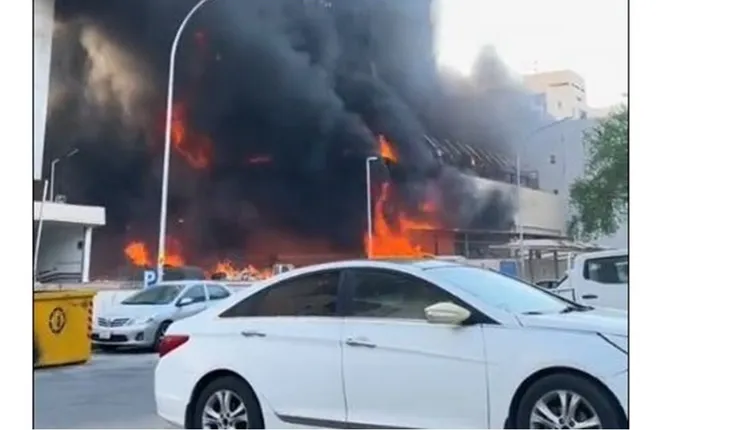 كارثة مروعة: كاميرات ترصد لحظات رهيبة لاحتراق فندق في الرياض في فيديو صادم!(شاهد الفيديو)