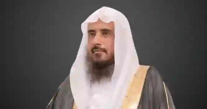 هل يجوز أعطي الزكاة لابني اللي يدرس في الخارج؟ الفتوى كاملة 