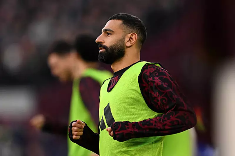 عاجل: الهلال يرمي طوق النجاة لمحمد صلاح وتسريبات تكشف عن كلمة السر التي ينتظرها نجم ليفربول المحبط 