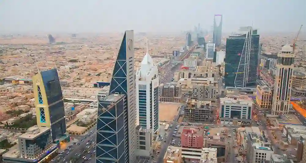 تفاصيل مشروع تبريد مدينة الرياض وخفض درجة الحرارة في الشوارع باستخدام هذه التقنية لأول مرة في العالم 