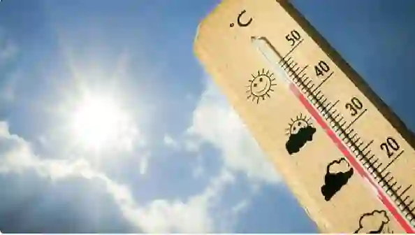 رغم حرارة الصيف.. هذه المدينة السعودية سجلت طقس شتوي غير مسبوق خلال الساعات الماضية 