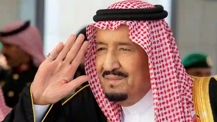 تفاصيل مكرمة ملكية جديدة لكل من يملك سيارة في السعودية