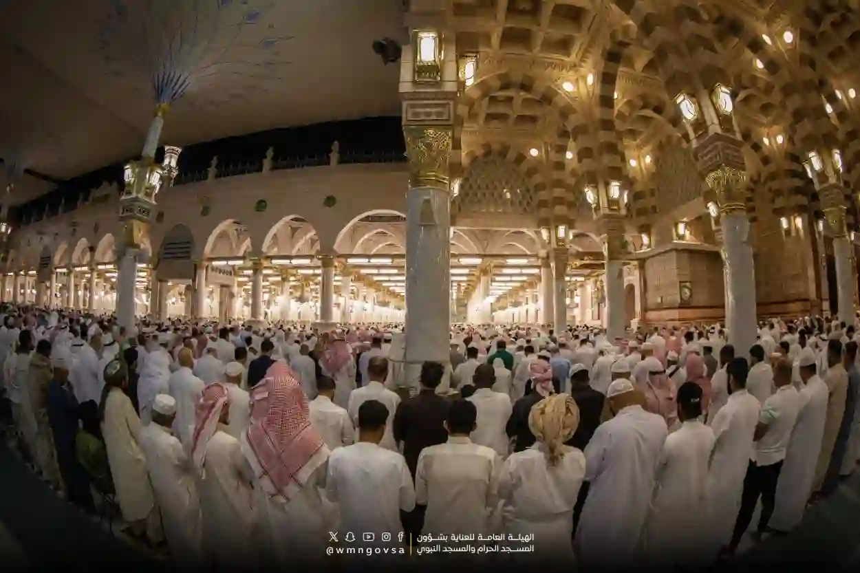 مشهد مهيب من المسجد النبوي ليلة 27 تبهج الناظرين 
