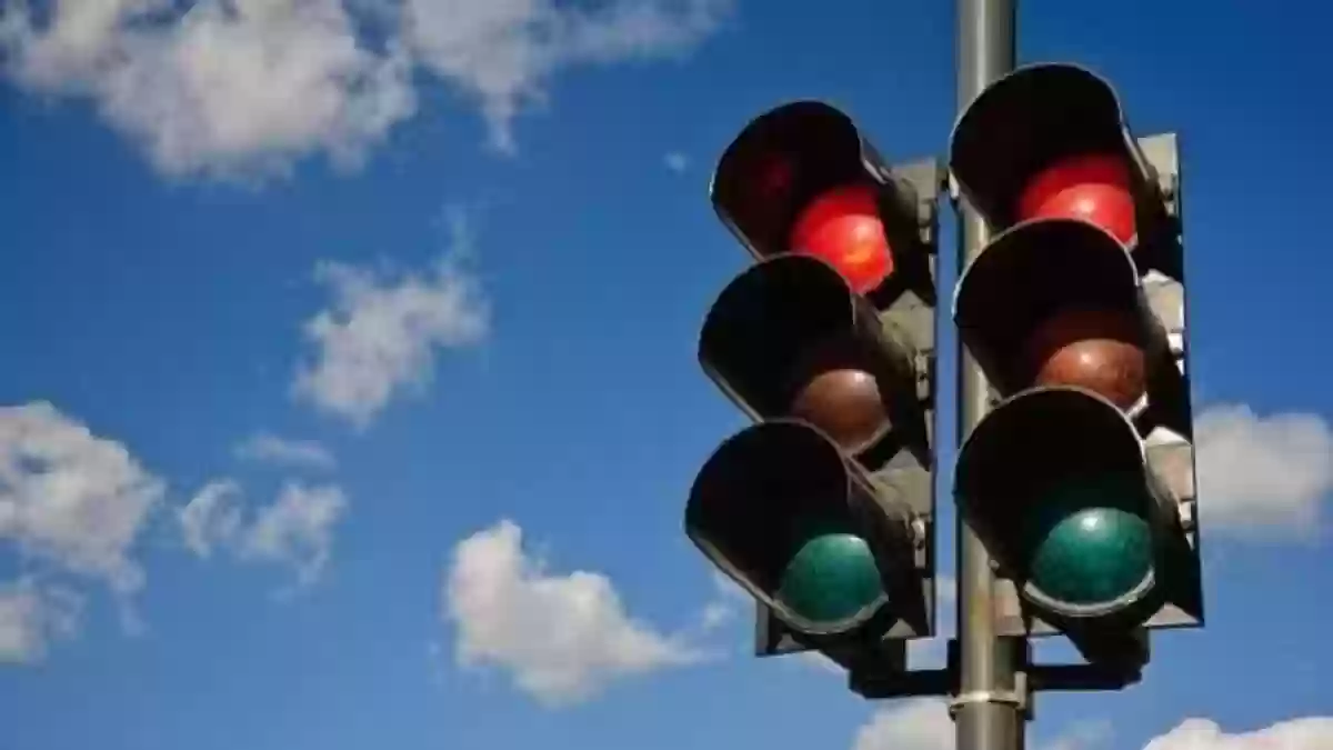 تحذيرات الإدارة العامة للمرور السعودية الانعطاف قد يودي بحياتك