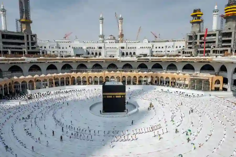 5 أعمال تطوعية يمكن لكل شاب وفتاة القيام بها في المسجد الحرام والمسجد النبوي خلال شهر رمضان 1445 
