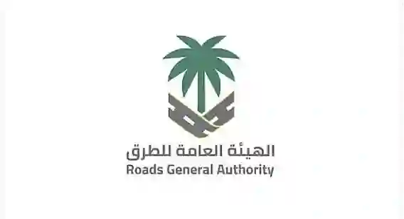 السعودية تعلن عن تغير شكل وطريقة السير في مسار الشاحنات على الطرق السريعة بين مدن المملكة 