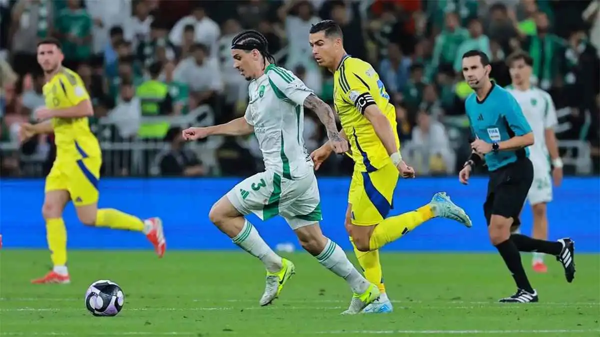 عاجل: أهلي جدة يقدم طلب غير متوقع قبل مواجهة النصر قد يغير التوقعات حول نتائج المباراة 