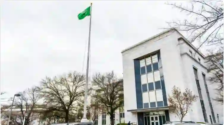 السفارة السعودية في واشنطن تنشر تحذير عاجل لرعايا المملكة حول ما يجب فعله قبل وصول الاعصار ميلتون 