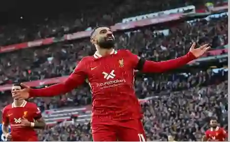 بعد طرح مبالغ خيالية .. محمد صلاح الى دوري روشن مجاناً بعقد حر بعد انقلاب داخل ليفربول 