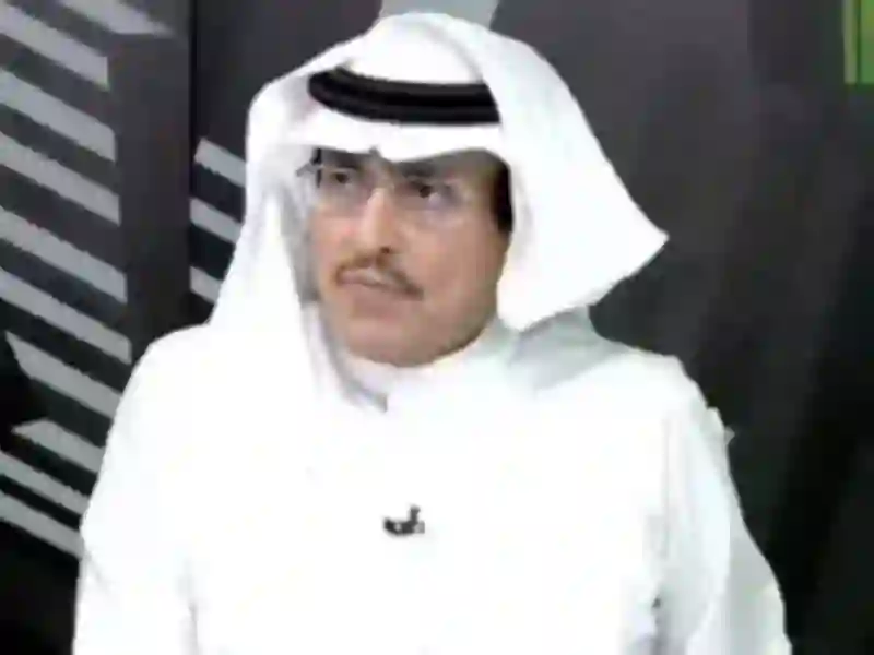 الدويش يفجر مفاجأة عن الحكم المحلي قبل انطلاق مواجهة الهلال والاتحاد في نهائي السوبر 