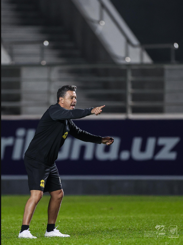 أول مشكلة تواجه مدرب الاتحاد جالاردو وتهدد استمراره مع العميد 