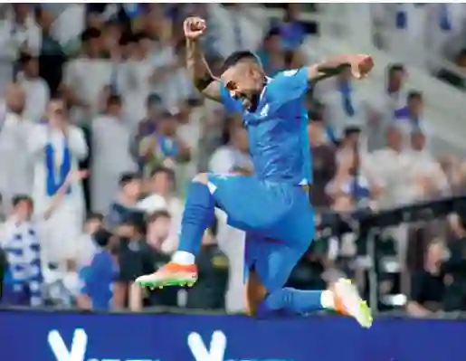 إنزاغي يتمسك بنجم الهلال رغم رغبته في الرحيل ويتخلى عن لاعب الفريق الاساسي 