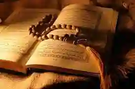 موعد أذان المغرب ووقت الفطور والسحور اليوم الجمعة في الرياض والدمام وتبوك وجدة ومكة والمدينة والطائف ونجران 