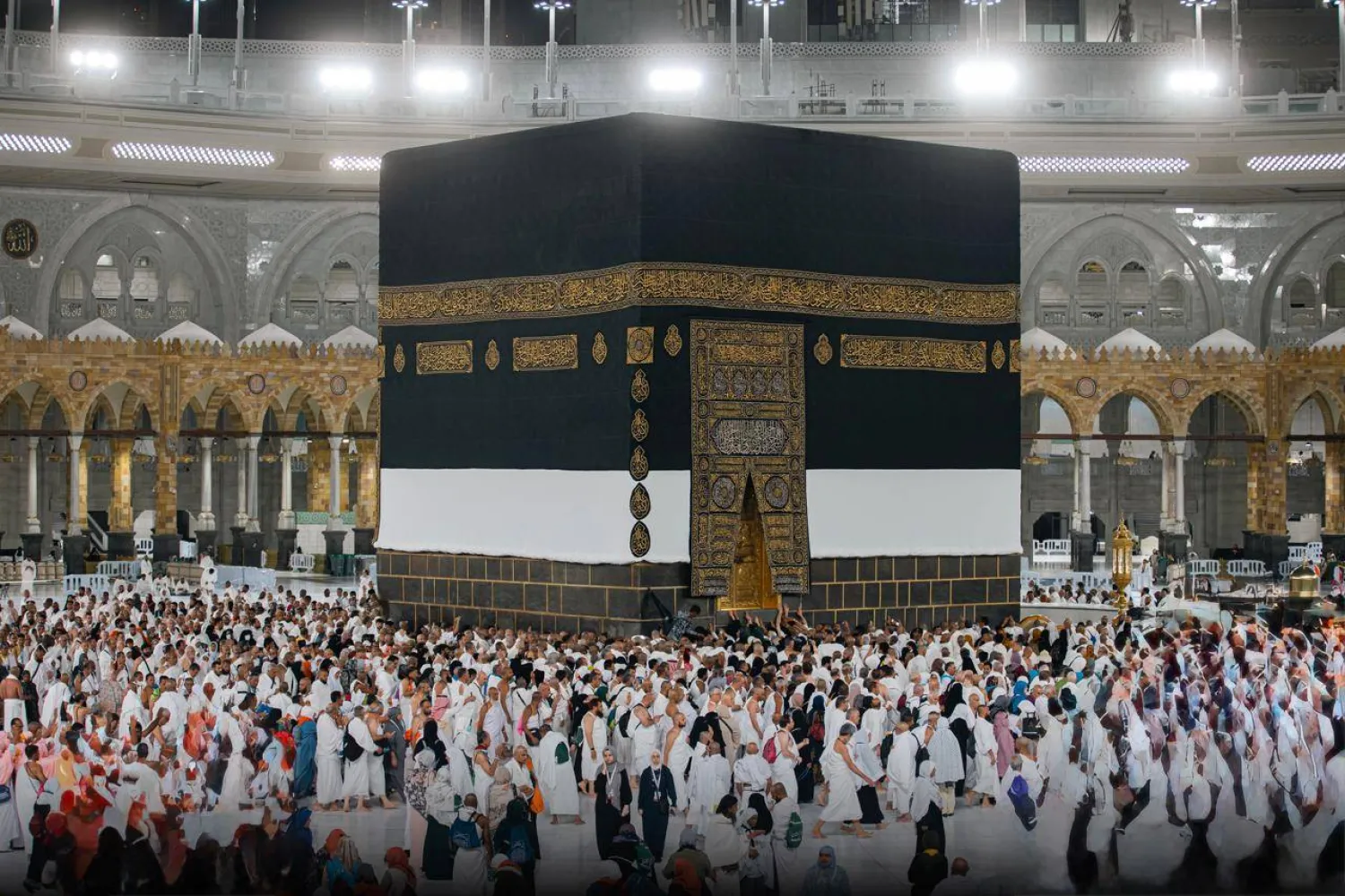الكشف عن سبب رفع كسوة الكعبة على ارتفاع 3 أمتار مع بداية موسم الحج كل عام 