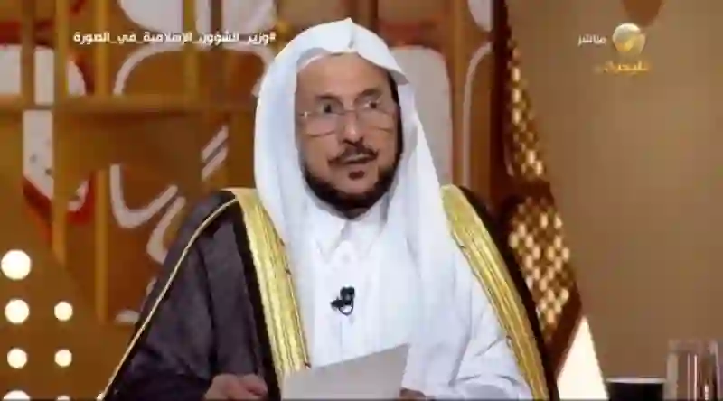 بالفيديو: بنك كبير في الرياض يسرق المياه من مسجد مجاور له 