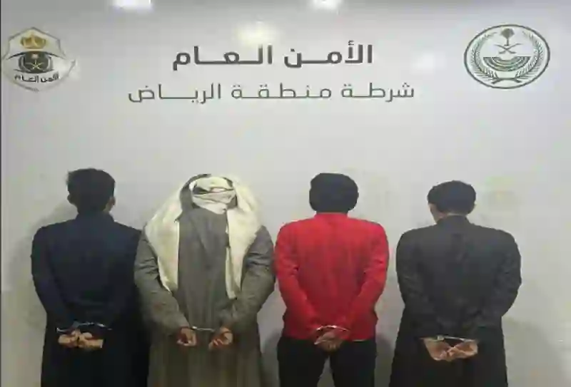 فيديو القصة الكاملة لعملية سطو كبيرة على حافلة في الرياض 