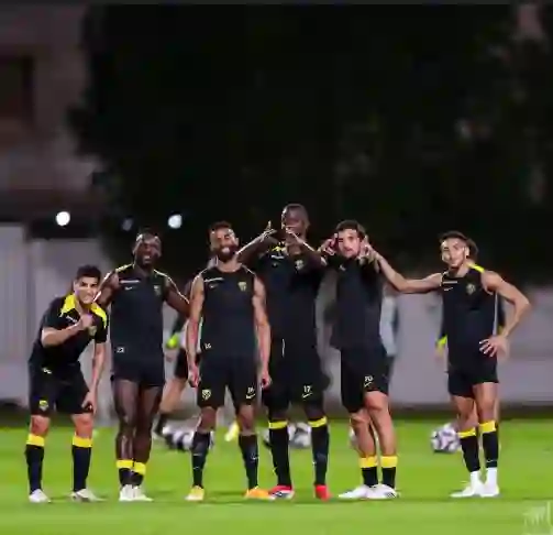 عاجل من وراء الكواليس السرية للاتحاد .. خمسة من نجوم النادي سيغادرون بشكل نهائي قبل إنتهاء الشتوية 