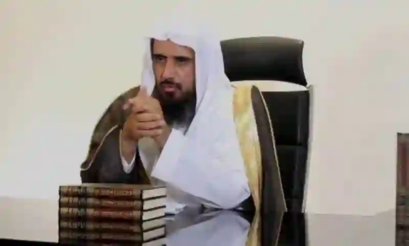 أصلاً حرام ومحرم .. الشيخ الخثلان يصدر فتوى قوية حول الغاء بعض شركات الوساطة الشرط الجزائي وغرامة الالغاء والتأخير 