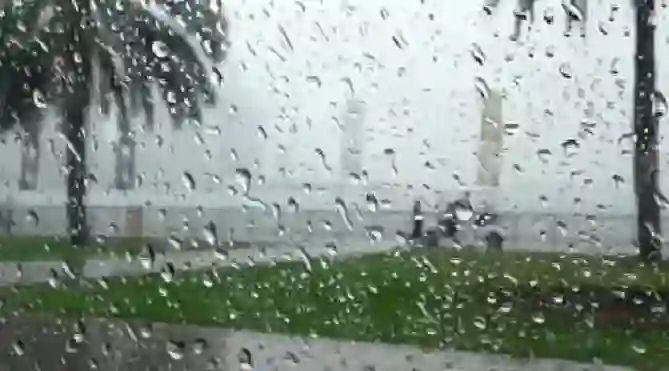 عاجل.. خطر باللون الأحمر في سماء العاصمة المقدسة والسلطات في المملكة تحدد الاجراءات التي يجب اتباعها 