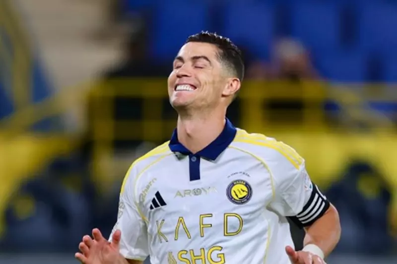عاجل: بيان رسمي من الهلال حول التعاقد مع رونالدو 