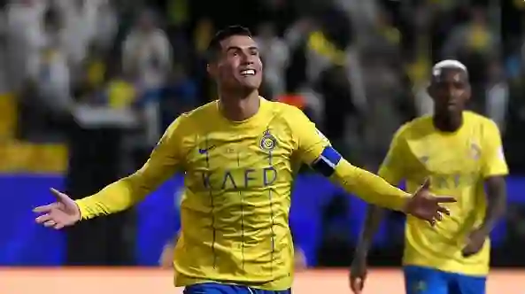 النصر يوضح حول السبب الحقيقي لغياب رونالدو عن التدريبات في مقر النادي وحقيقة قرب عودته 