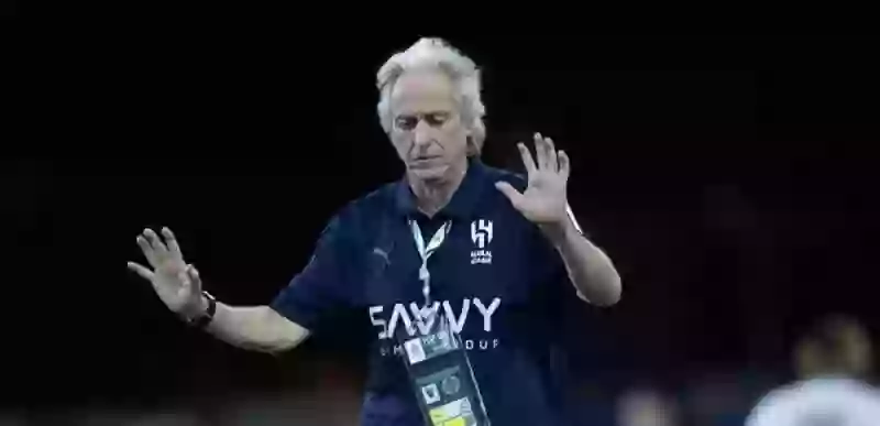 جيسوس يتبنى صفقة جديدة للهلال ستقلب الطاولة على النصر 