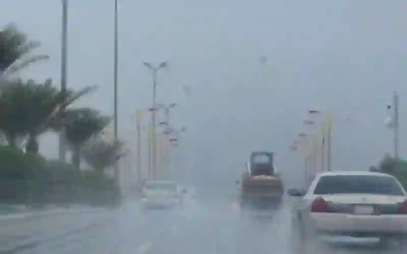 رسمياً: أمطار طوال إجازة يوم التأسيس وهذا وضع الرياض وجدة والمدينة المنورة 