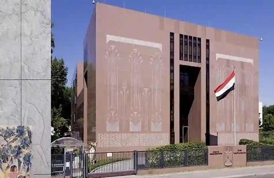 السفارة المصرية في الرياض تعلن الشروط والرسوم الجديدة لتجديد وإستخراج جوازات سفر المصريين العاملين في السعودية 