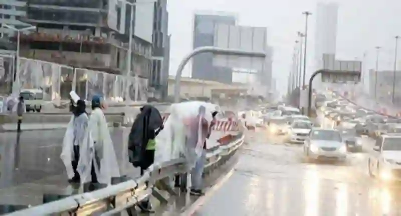 فيديو المناطق السعودية التي ستشهد درجات حرارة مرتفعة جداً في السعودية خلال رمضان 1445 ماذا عن الرياض وجدة؟ 