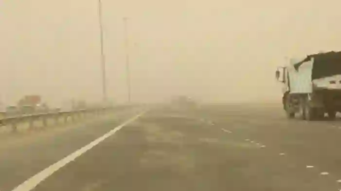رسمياً تحديد المناطق التي ستتأثر برياح البوارح الحارة والغبار في السعودية والرياض تتلقى تحذير عاجل من هذا التاريخ 