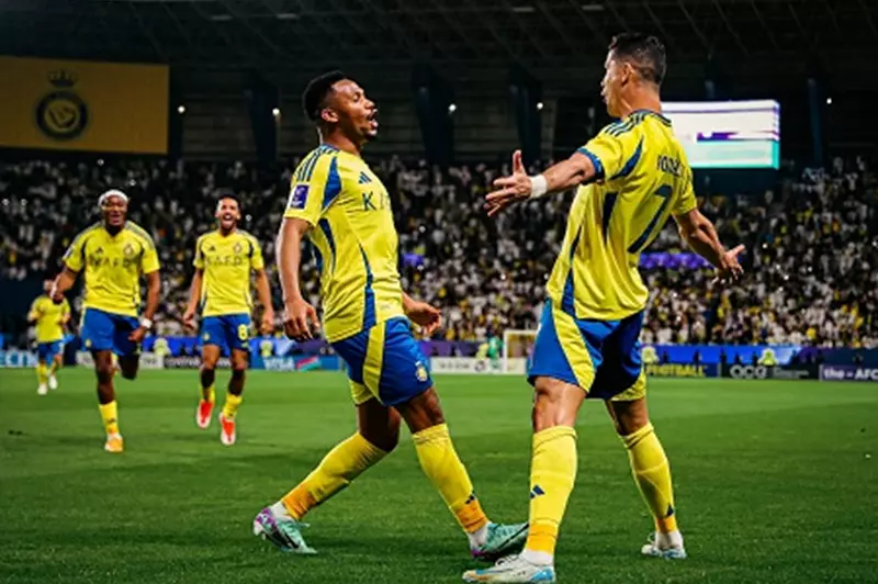 في كأس السوبر السعودي.. مصادر تكشف عن موقف الاتحاد والنصر من نتيجة القرعة 