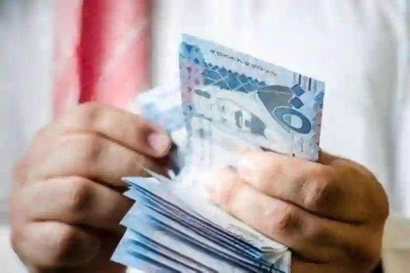 أخبار خير للمتقاعدين من التأمينات عن رواتب شهر يوليو وحقيقة صرف زيادات جديدة للمتقاعدين بأمر ملكي 