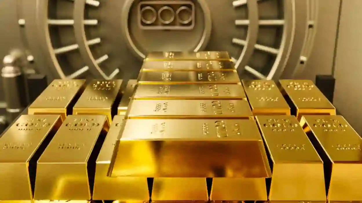 تقرير دولي يفجر مفاجأة عن حجم احتياطيات السعودية من الذهب في البنك المركزي وترتيبها العربي والدولي لعام 2025 