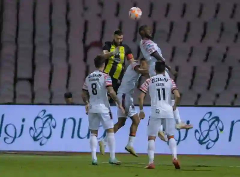 3 أهداف رائعة للرائد في شباك الاتحاد الجريح 
