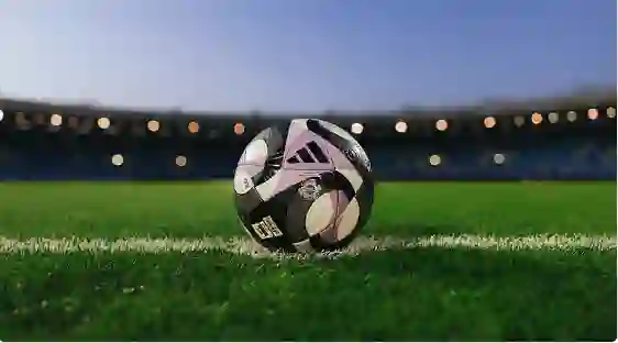 رابطة دوري روشن تفاجئ الأندية بهذا القرار حول موسم 2025 - 2026