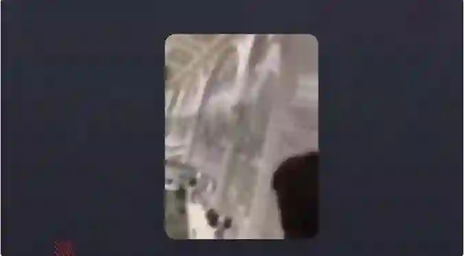 القصة الكاملة للشخص الذي القى نفسه من الادوار العلوية في المسجد الحرام والكشف عن جنسيته ومصيره وما فعله رجل الآمن لانقاذه 