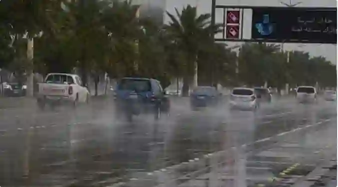 الوطني للأرصاد: الهطولات المطرية الغزيرة مستمرة حتى نهاية الاسبوع وهذه هي المناطق المعرضة لخطر السيول 