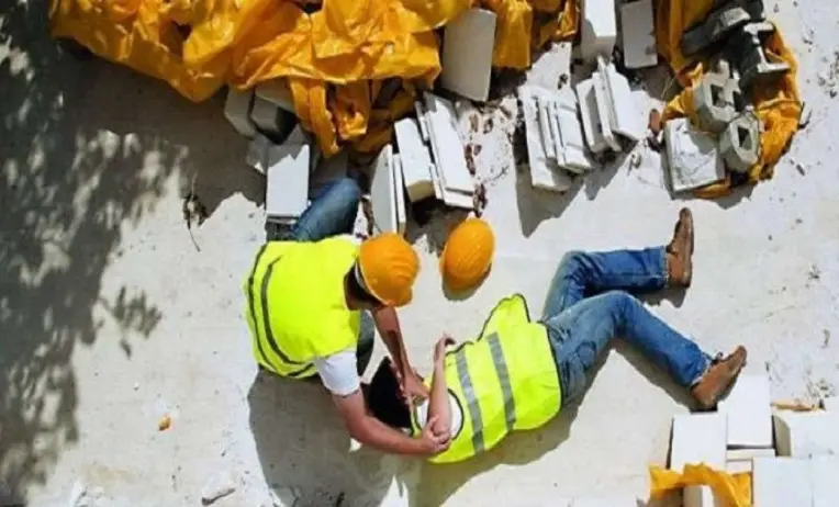 دليل شروط صرف تعويضات إصابات العمل في السعودية حسب تعديلات نظام العمل 1445 