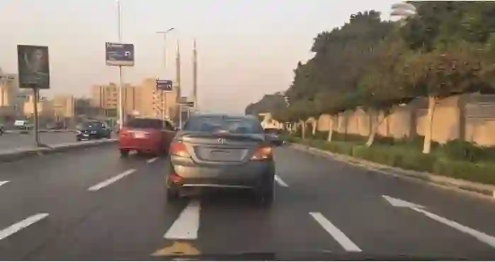 تطورات جديدة في ملف رمي فتاة سعودية من سيارة اوبر في القاهرة والكشف عن ما فعله بها سائق الاوبر وجعلها ترمي نفسها من السيارة 
