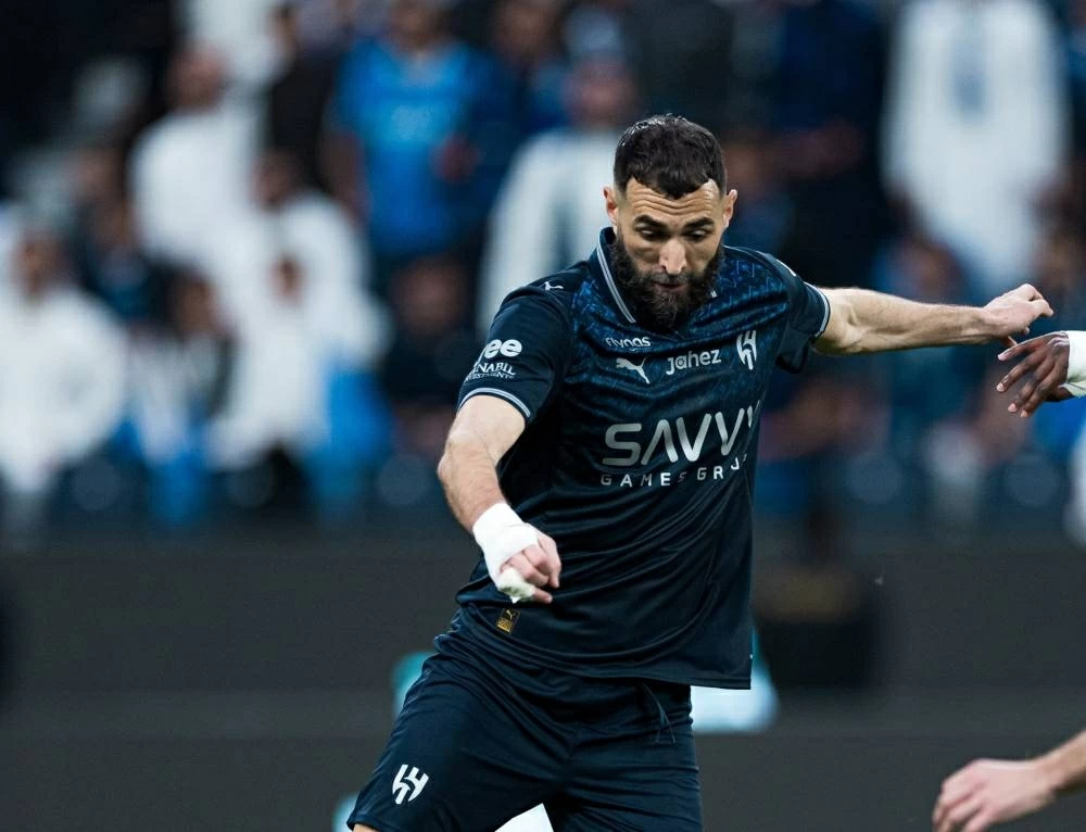 عاجل.. بنزيما والدوسري يتسببان في ضربة مؤلمة للهلال وإنزاجي في ورطة كبيرة 