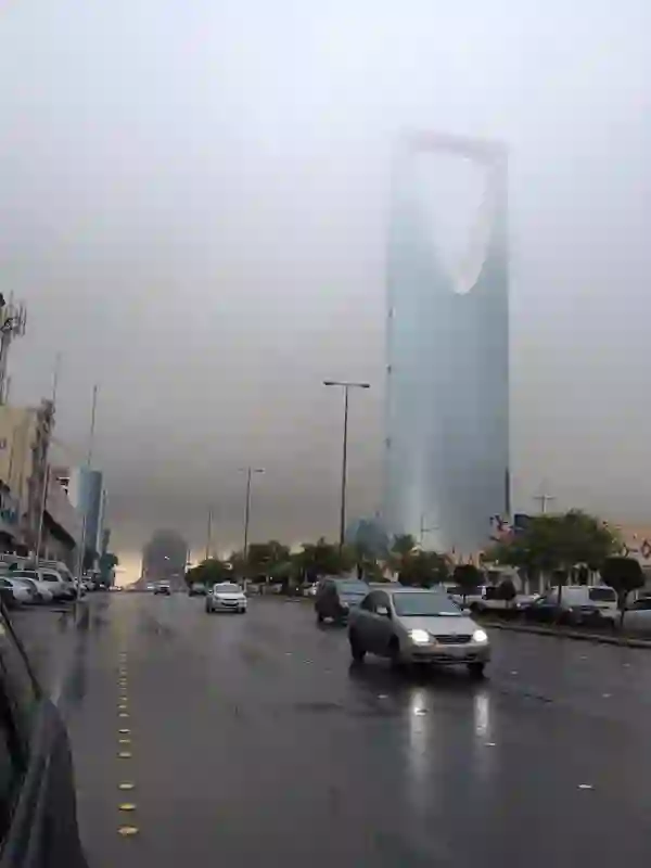 طرق بديلة ومختصرة لطريق العليا العام في الرياض لتجنب الزحمة في أوقات الذروة 