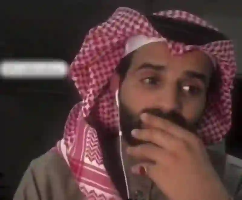 فيديو لحظة اخراج سعود القحطاني بالقوة من ملعب الهلال أرينا اثناء مباراة الهلال مع انتر ميامي بسبب ما فعله مع فتاة في المدرجات 