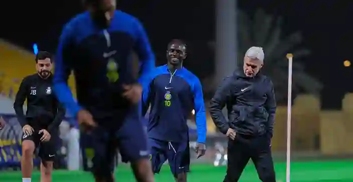 بسبب الأزمة النصر يقرر التخلي عن كل هؤلاء النجوم بضغطة زر 