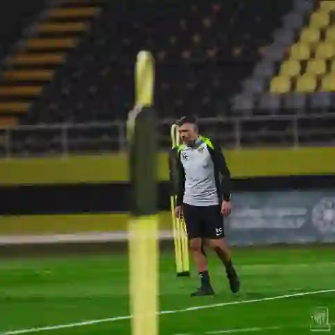 عاجل.. كونسيساو يقود انقلاب تاريخي داخل الاتحاد وسقوط اول رأس كبيرة بين نجوم الفريق الأول